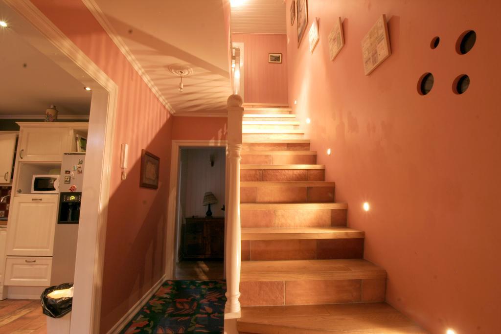 Our House Guesthouse Reykjavik Extérieur photo