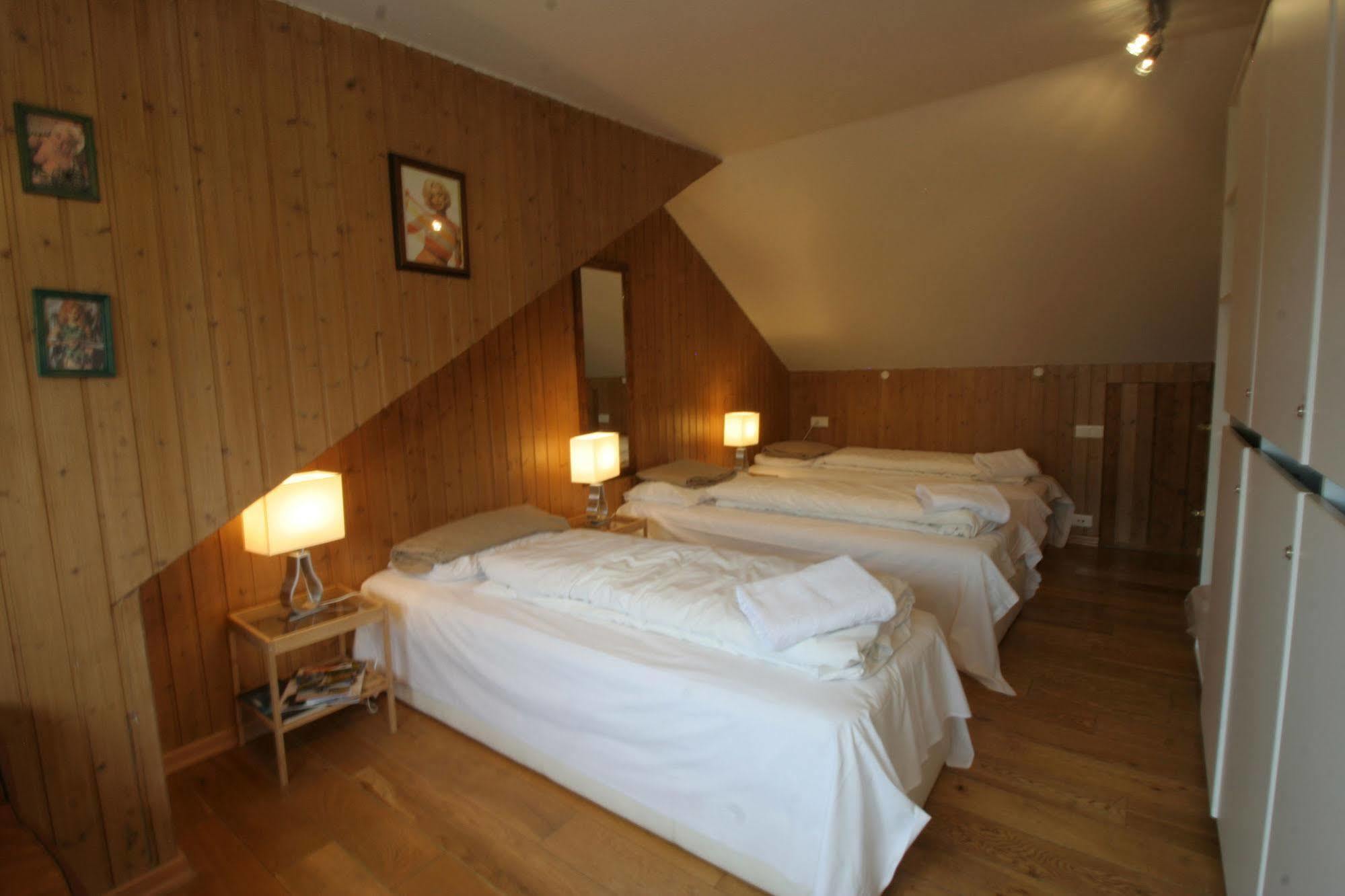 Our House Guesthouse Reykjavik Extérieur photo